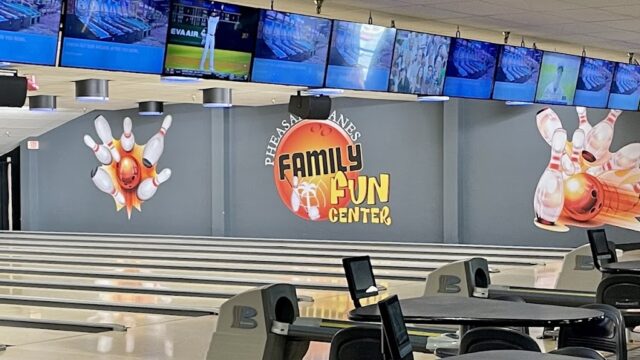 Single Location 4 Kids Party Rentals in Bloomington, IL