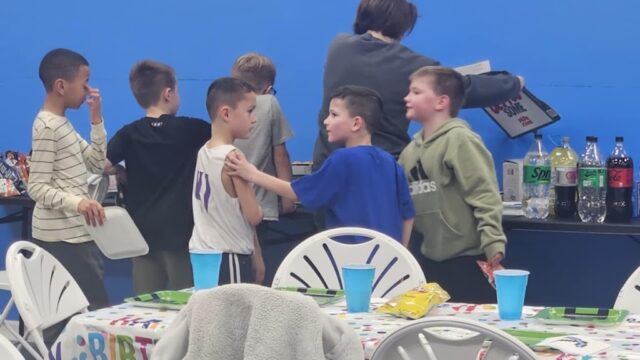 Single Location 4 Kids Party Rentals in Elizabethtown, KY