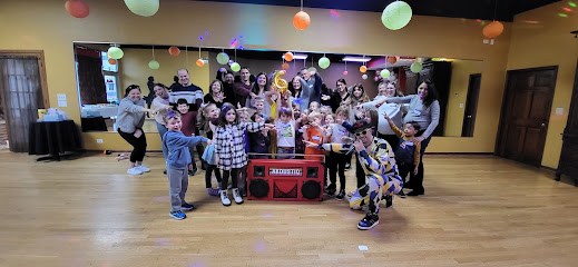 Single Category 41 Kids Party DJs Near You