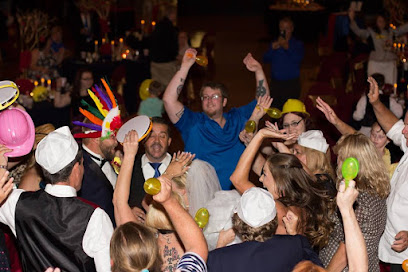 Single Category 71 Kids Party DJs Near You