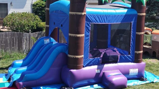 Single Location 29 Kids Party Rentals in Davenport, IA