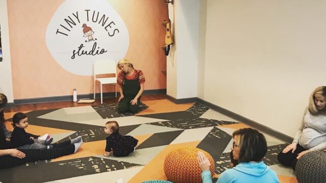 Single Location 76 Kids Party Rentals in Chicago, IL